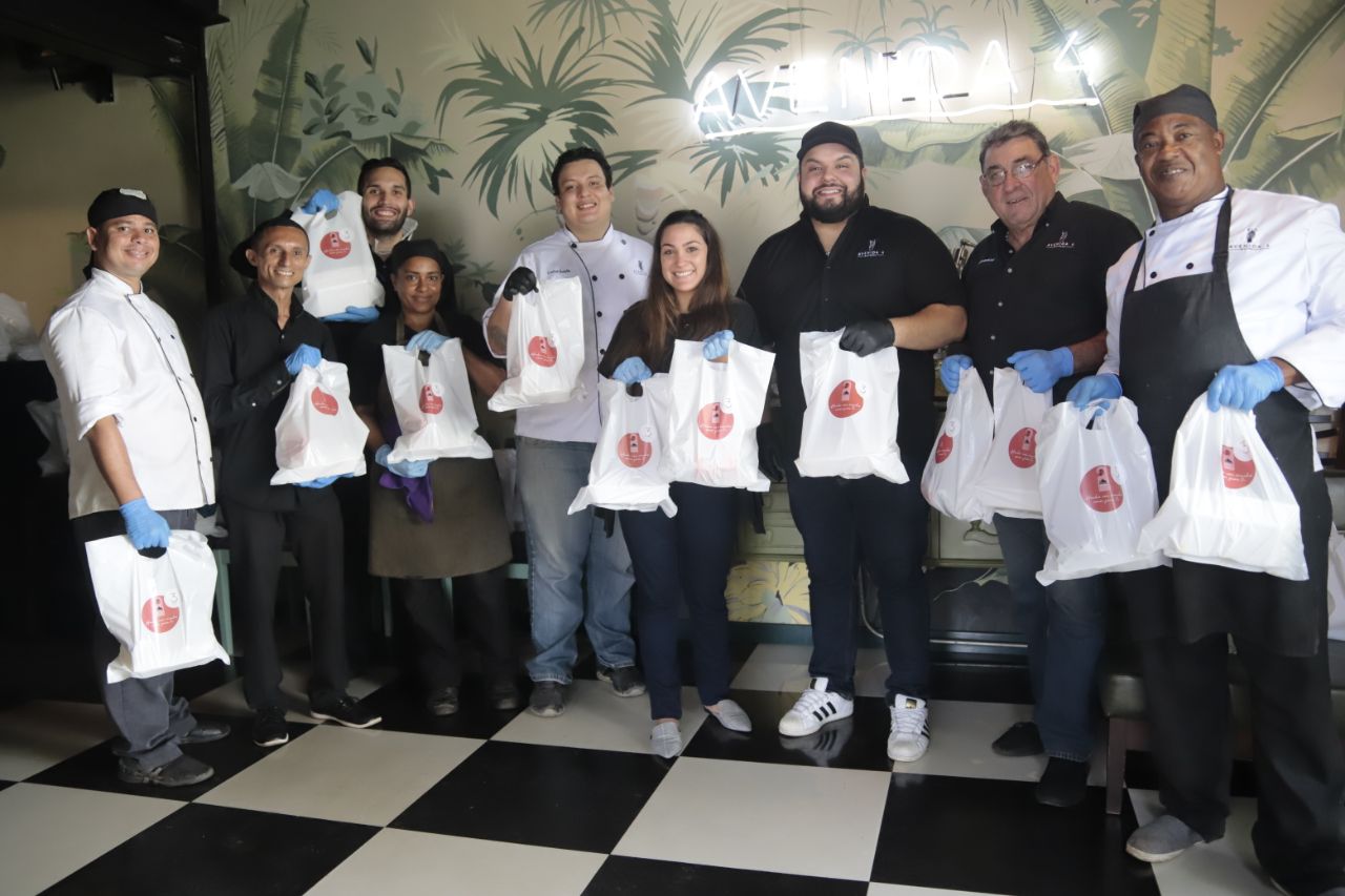 «Avenida 4» celebra su tercer aniversario honrando al personal médico que hace frente al Coronavirus en Maracaibo