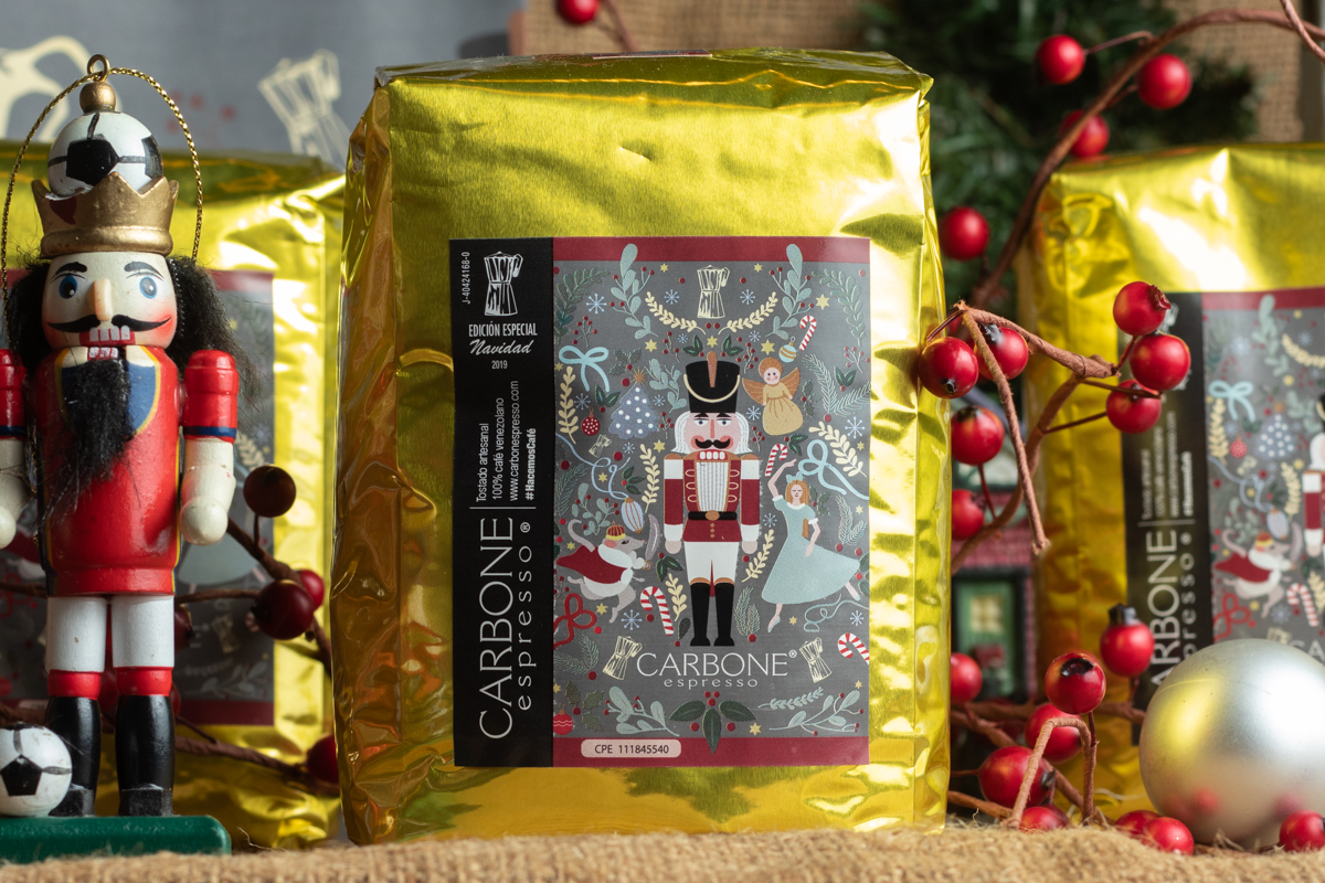 Carbone Espresso se viste de Navidad