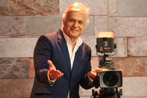 Gustavo Pierral regresa a la TV por Canal i
