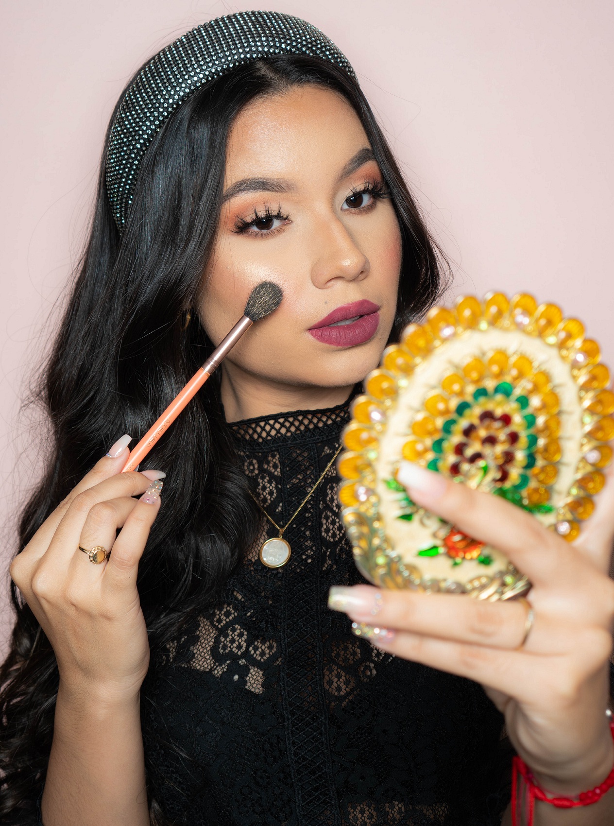 “Valmakeup” de  Oriana Cortez triunfa en la era digital