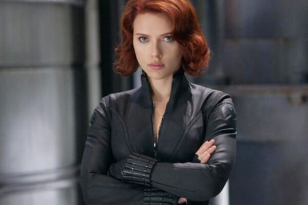 VERTIGINOSO ADELANTO DE BLACK WIDOW