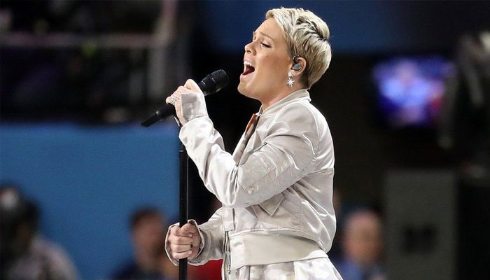 Pink se une a su hija para el nuevo video musical «All I Know So Far»