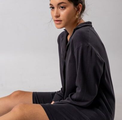 MELAO TE CONSIENTE EN CASA CON SU PRIMERA COLECCIÓN DE ROPA PARA DORMIR: BE KIND PIJAMA