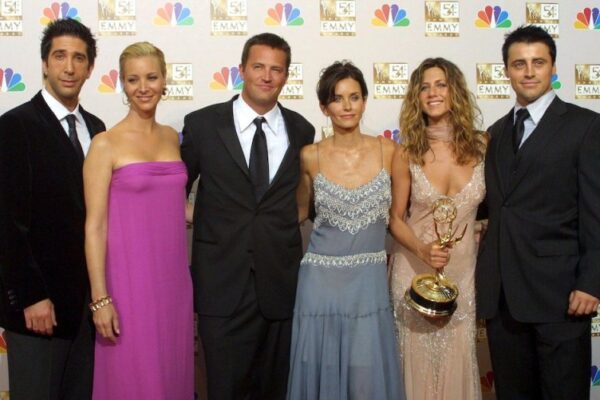 El elenco de ‘Friends’ se unió a Justin Bieber y Beckham para la reunión especial del 27 de mayo