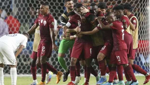 Qatar, invitado de lujo, pasa a la segunda ronda en la Copa Oro de Concacaf