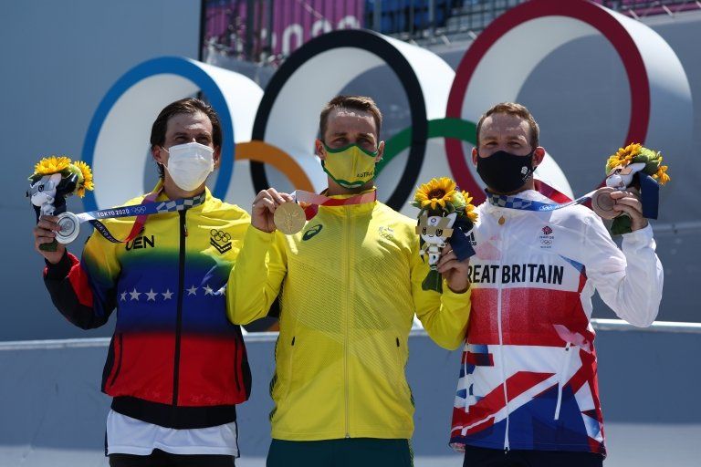 Venezolano Daniel Dhers logra la plata en el debut olímpico del BMX Freestyle