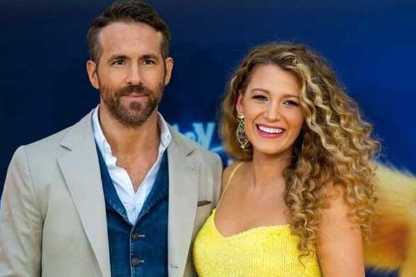 Ryan Reynolds dice que Blake Lively está detrás de algunos de sus proyectos en pantalla más exitosos