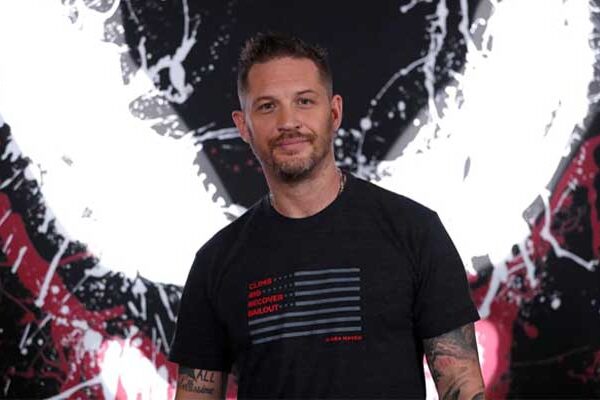 El estreno de »Venom», protagonizada por Tom Hardy, se retrasa un mes