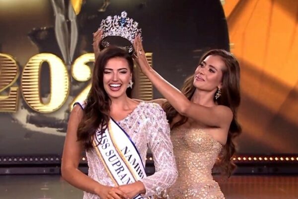 Chanique Rabe,de Namibia, es Miss Supranational 2021