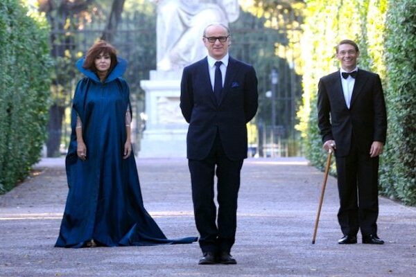 El cineasta italiano Paolo Sorrentino realiza una película sobre el trauma de una familia