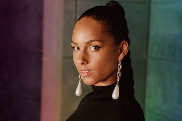 Alicia Keys lanza el tráiler oficial de «Noted: Alicia Keys The Untold Stories»