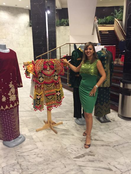 Ariadna Echenique: Mundo E&E es moda única y versátil con sello venezolano