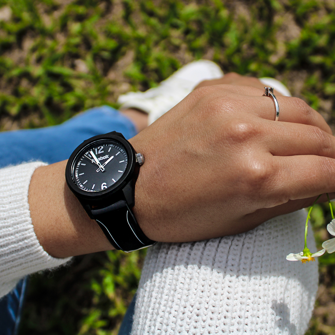 IRRADIA ENERGÍA Y FORTALEZA CON LOS RELOJES SPINDROP SPEED DE REEBOK