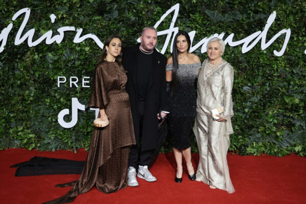 Todos los ganadores de los premios británicos The Fashion Awards