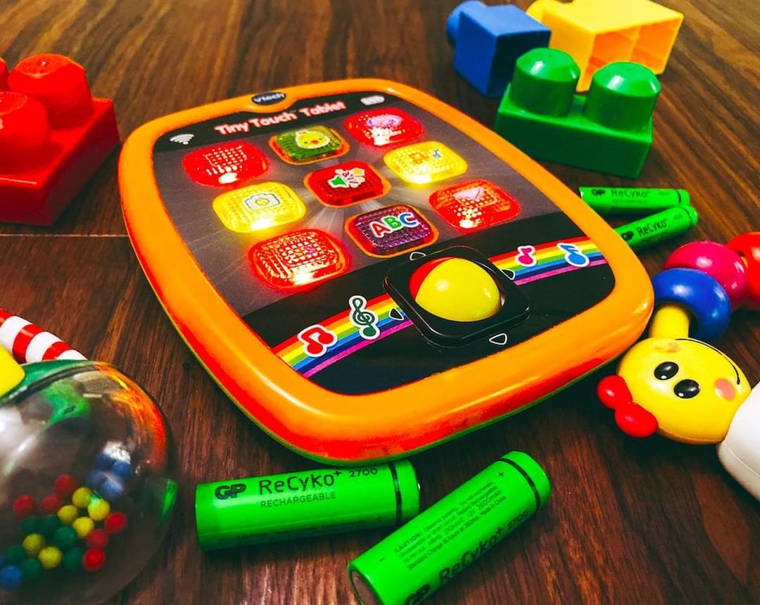 CONSERVA LA MÁXIMA ENERGÍA DE LOS JUGUETES DE LOS NIÑOS CON GP BATTERIES