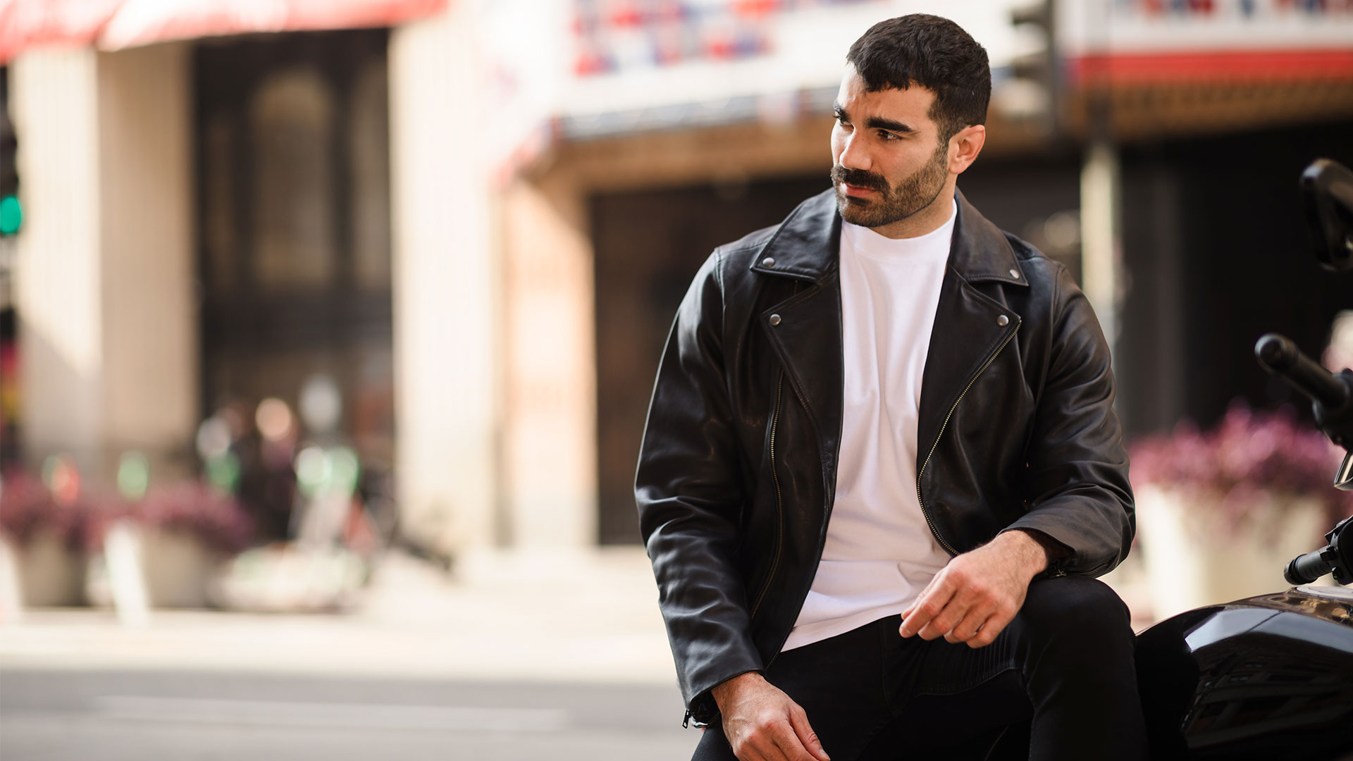 Jessus Zambrano Brand regresa a Venezuela con nueva colección