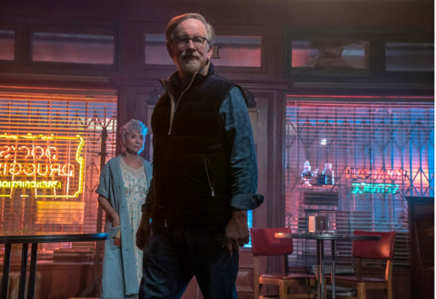 Llega a Venezuela la película con la que Spielberg siempre soñó: AMOR SIN BARRERAS