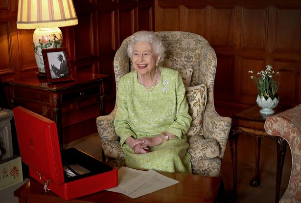 La reina Isabel cumple 70 años en el trono