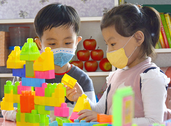 Ponen empeño en desarrollar la capacidad intelectual de los niños en la RPD de Corea