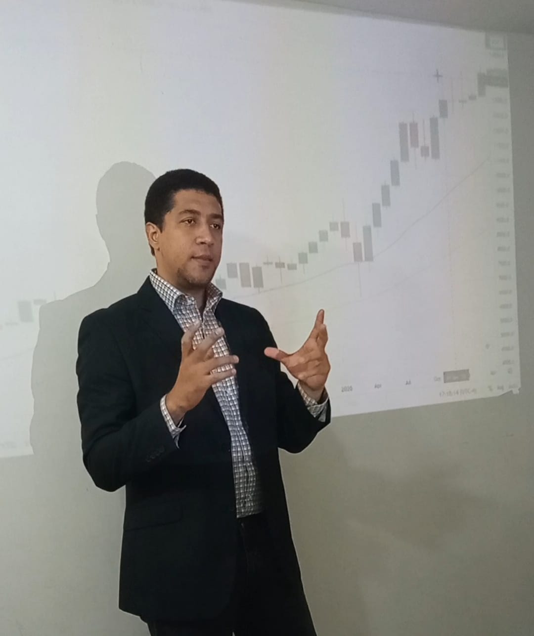 CÓMO SE VEN AFECTADOS LOS COMMODITIES POR EL CONFLICTO BÉLICO  RUSIA – UCRANIA