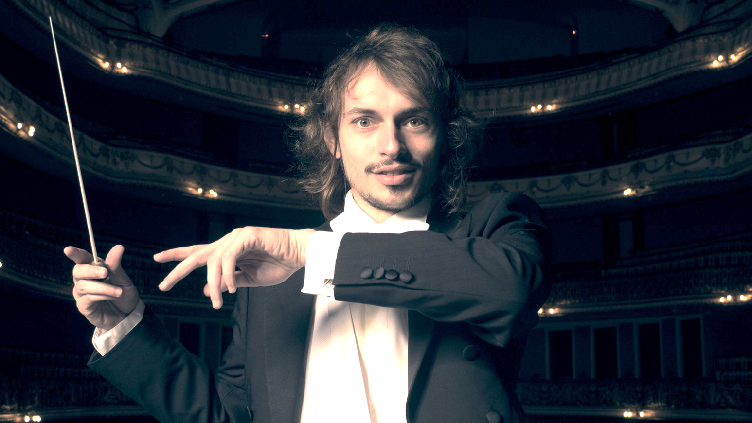 El renombrado director brasileño Eduardo Strausser dirigirá a la Orquesta Sinfónica Simón Bolívar y a la Sinfónica Juan José Landaeta