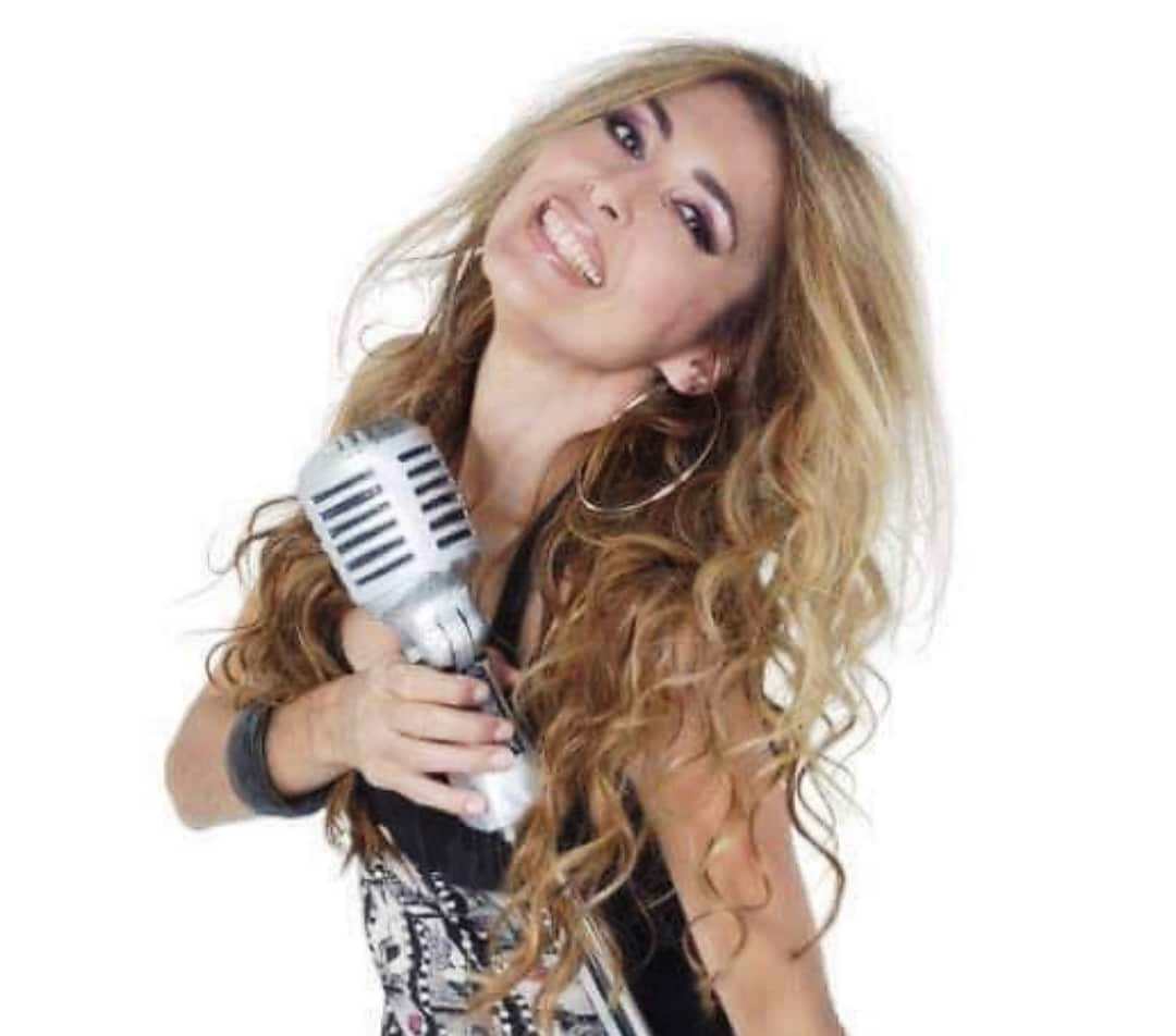 Antonietta conducirá su propio programa de radio en Pacífica 90.7 FM