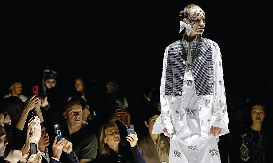 Burberry vuelve a la realidad con un show en vivo en Londres