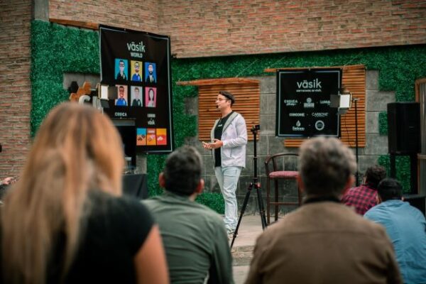 Väsik presenta a Venezuela la primera plataforma para dar vida a tus ideas a través de los NFTs