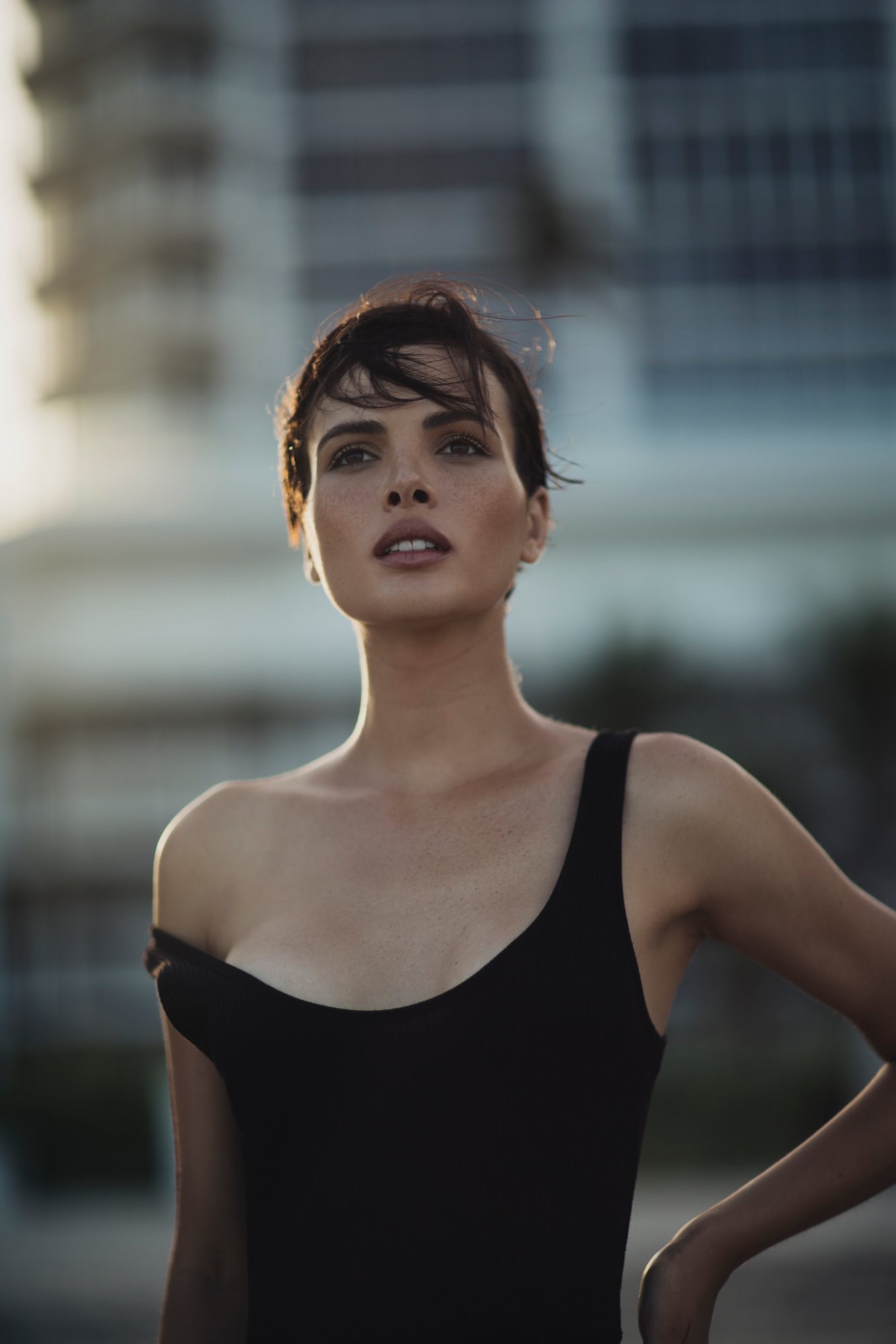 JESSICA DUARTE QUIERE CONSOLIDARSE COMO MODELO Y ACEPTA QUE NO ES FACIL ABRIRSE PASO EN OTRO PAÍS DISTINTO AL SUYO