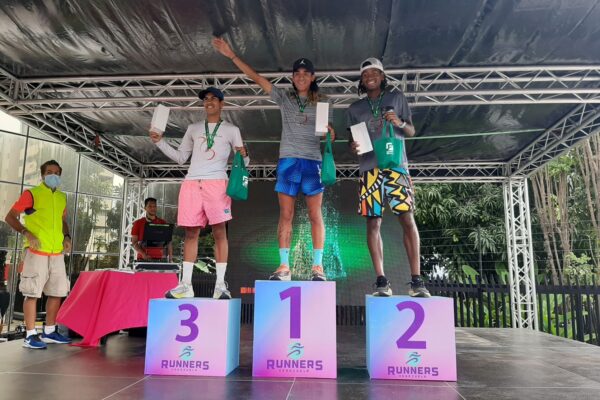 González y Agudelo ganadores  de la primera carrera Farma 10K