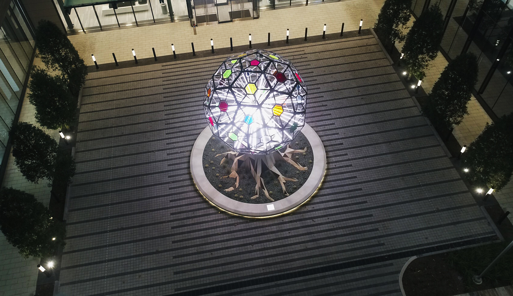 Ender Martos inaugura la obra “Rebirth of Technology” en Texas