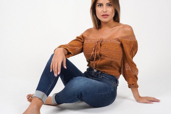 Maria Fernanda Bravo trae los ATUENDOS perfectos para que estés a la vanguardia de la moda