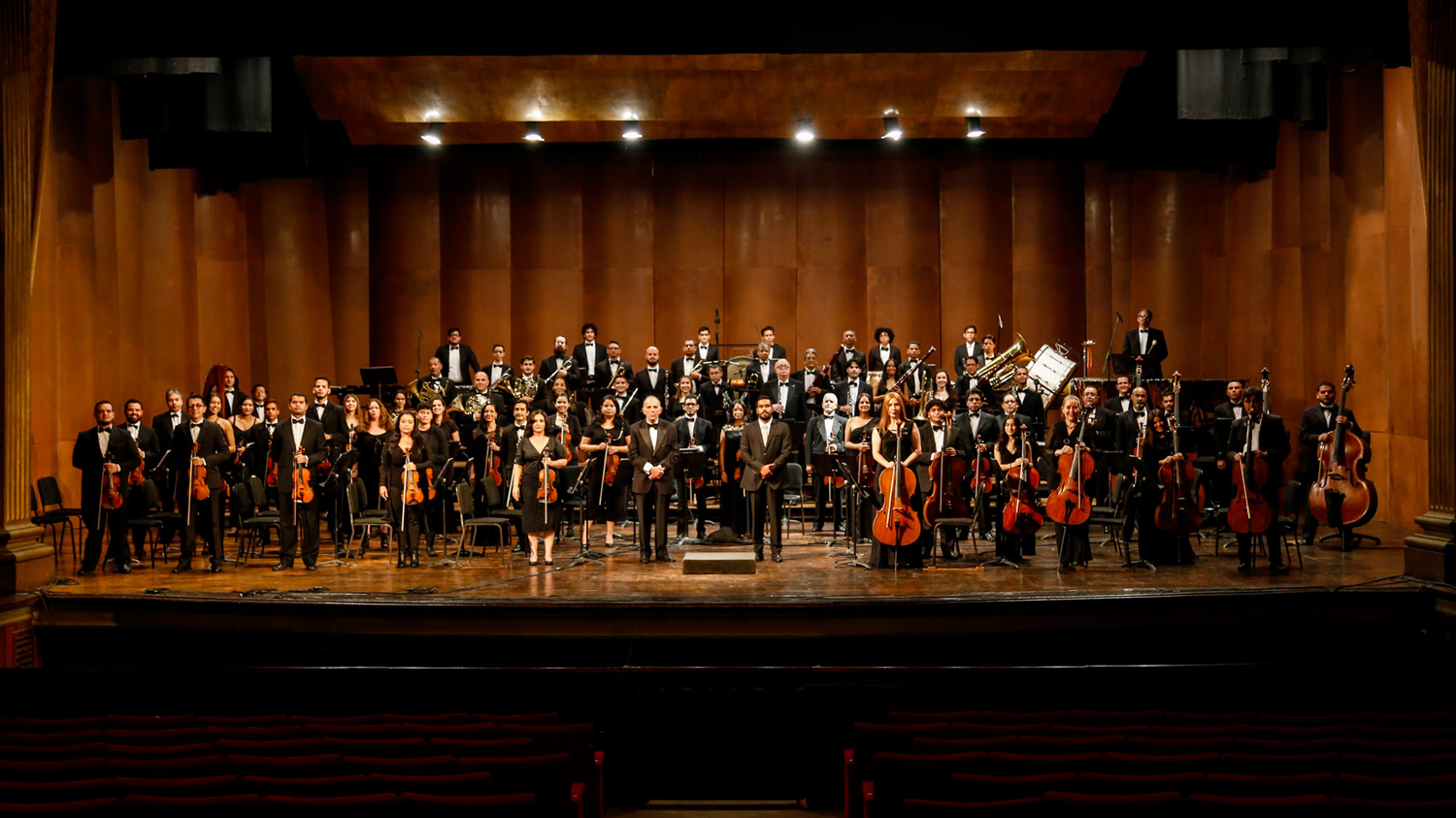 La Orquesta Sinfónica Municipal de Caracas ofrece un concierto de virtuosismo y tonalidades menores