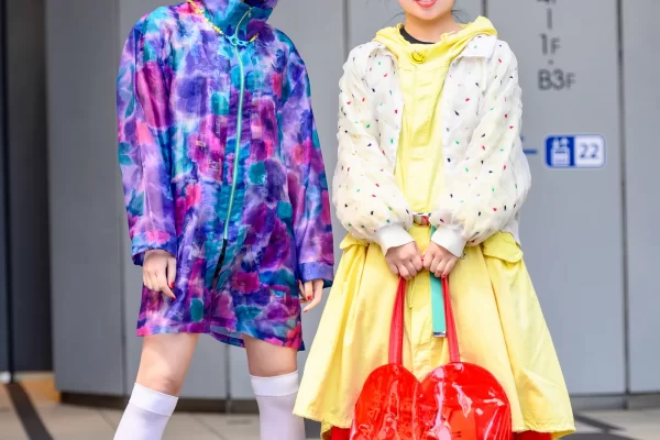 El mejor estilo callejero en la Semana de la Moda de Tokio Otoño 2022