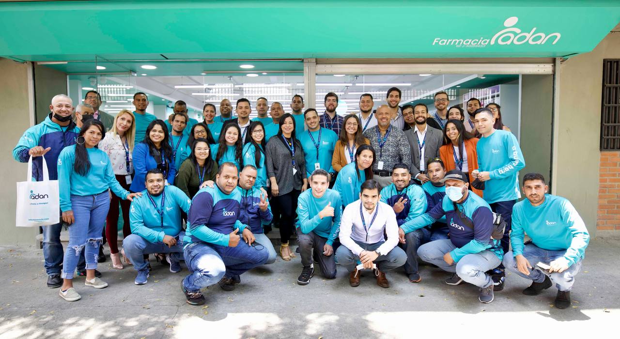 Adán Farmacia: una nueva alternativa para la salud y el bienestar a un click de distancia