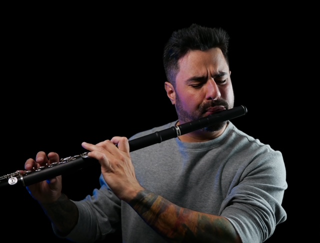 El flautista Eric Chacón se une al guitarrista Luis Quintero en el disco “Classical Collection”