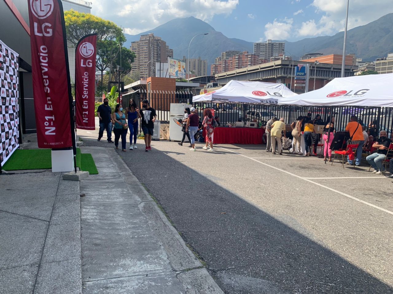 LG ELECTRONICS RETOMA SU GIRA DE SERVICIOS