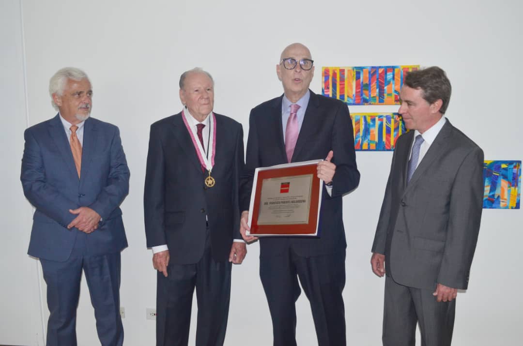 Grupo Prosein rindió merecido homenaje al brillante Arquitecto Francisco Pimentel Malaussena