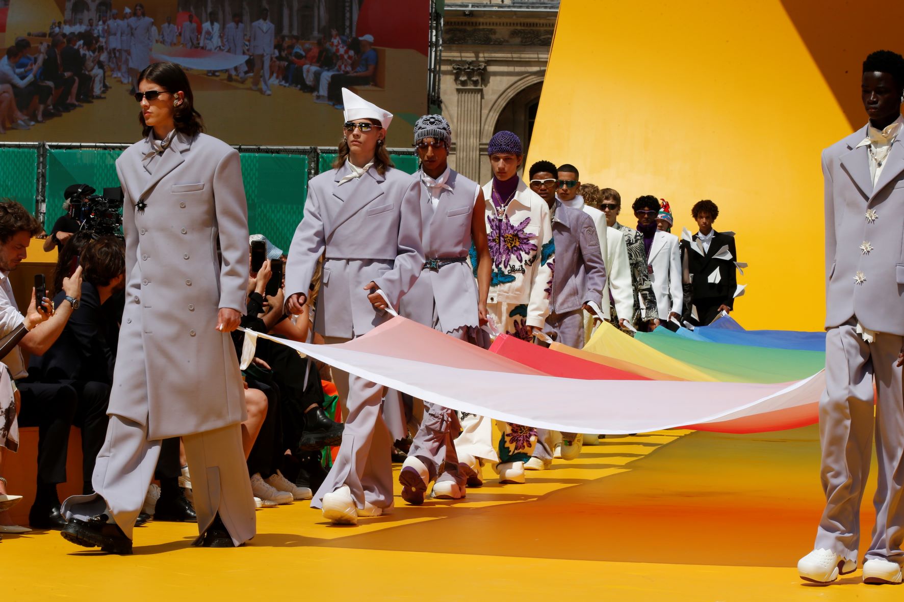 LOUIS VUITTON COLECCIÓN MASCULINA PRIMAVERA VERANO 2023