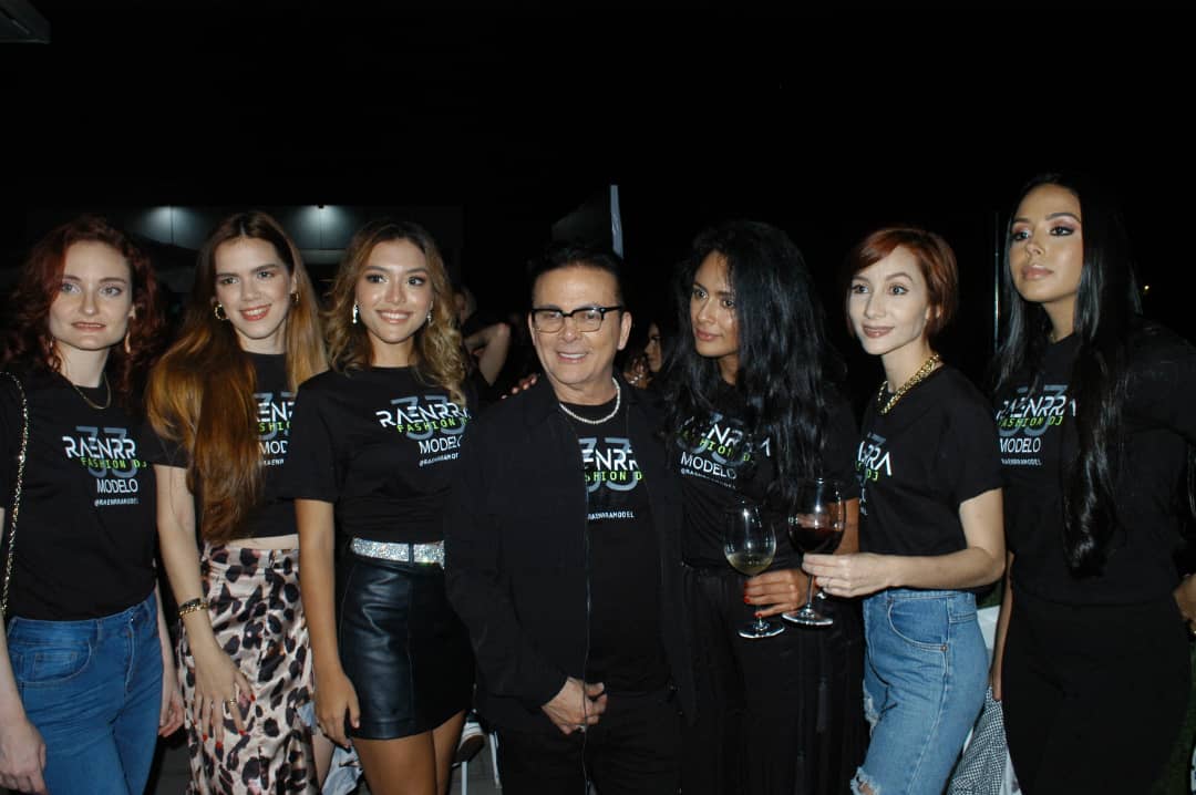 Raenrra celebrará sus 33 años de carrera con un fastuoso desfile en el Hotel Tamanaco