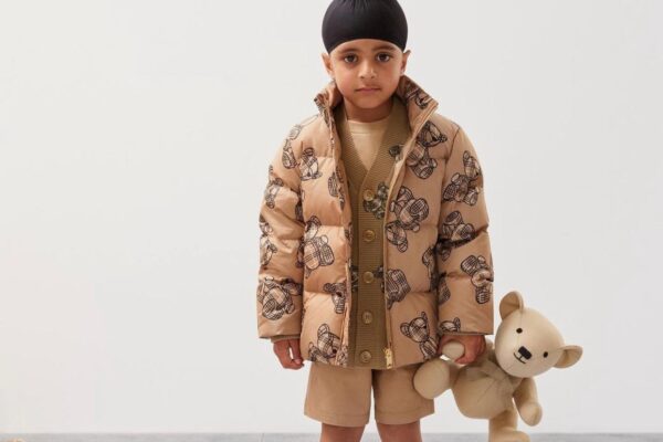 Sahib Singh se convierte en el primer modelo sikh de Burberry Children