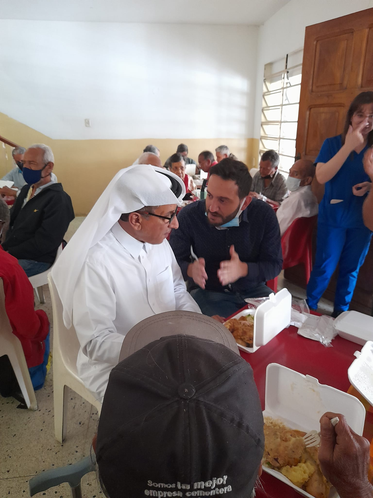 EMBAJADOR DEL ESTADO DE QATAR EN VENEZUELA HIZO ENTREGA DE ALMUERZOS Y OTRAS DONACIONES AL HOGAR ‘’ABUELOS DE MI ALMA’’