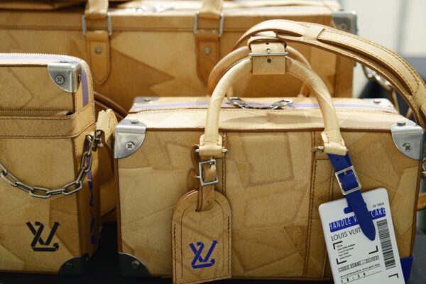 IMPACTANTE DESFILE DE HOMBRE PRIMAVERA VERANO 2023 DE LOUIS VUITTON