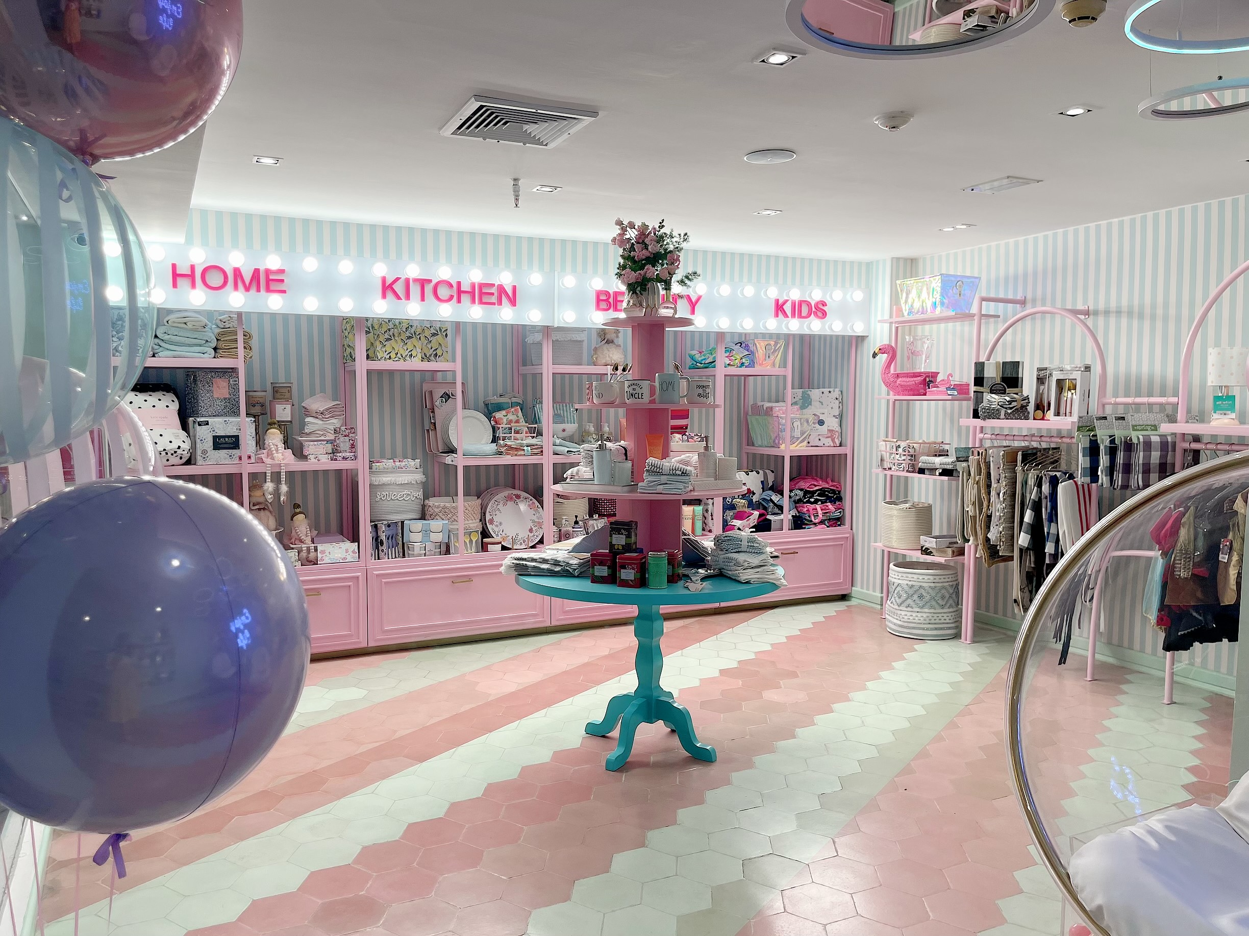 WE ARE TWO JUNTO A REBEKKA MORENO EN EL NUEVO CAFÉ MAMÁ CON GLAMOUR