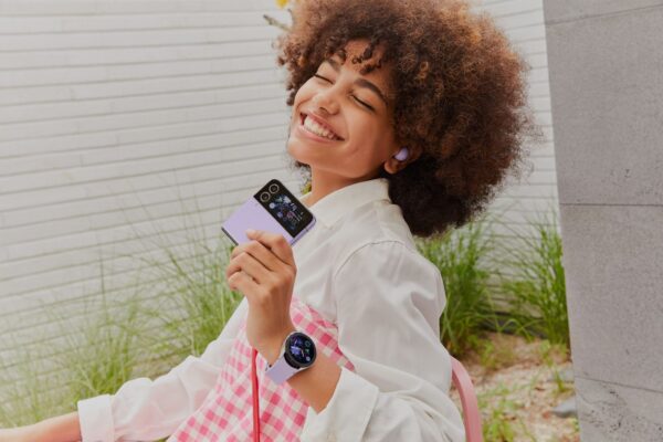Galaxy Z Flip4: diseño y estilo en la palma de tu mano