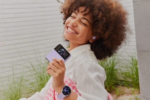 Samsung estrena campaña “Join the Flip side” en América Latina