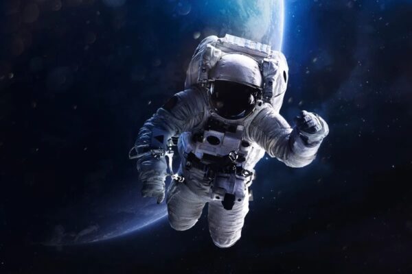 Arabia Saudita lanza programa de astronautas para enviar a la primera mujer saudí al espacio en 2023