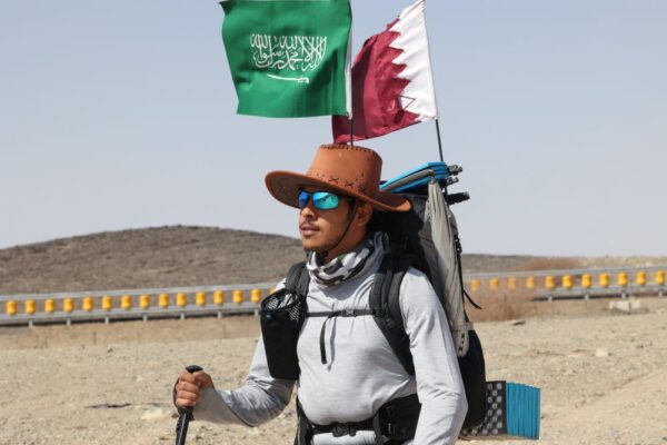 Para un aficionado saudita, el camino a la Copa del Mundo es una caminata por el desierto
