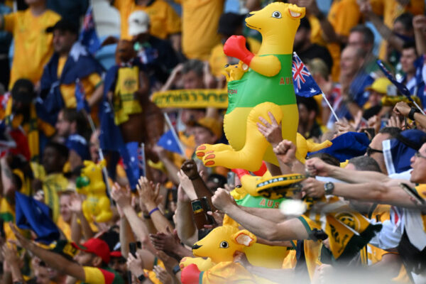 Australia venció a Túnez para mantener vivas las esperanzas de la Copa del Mundo