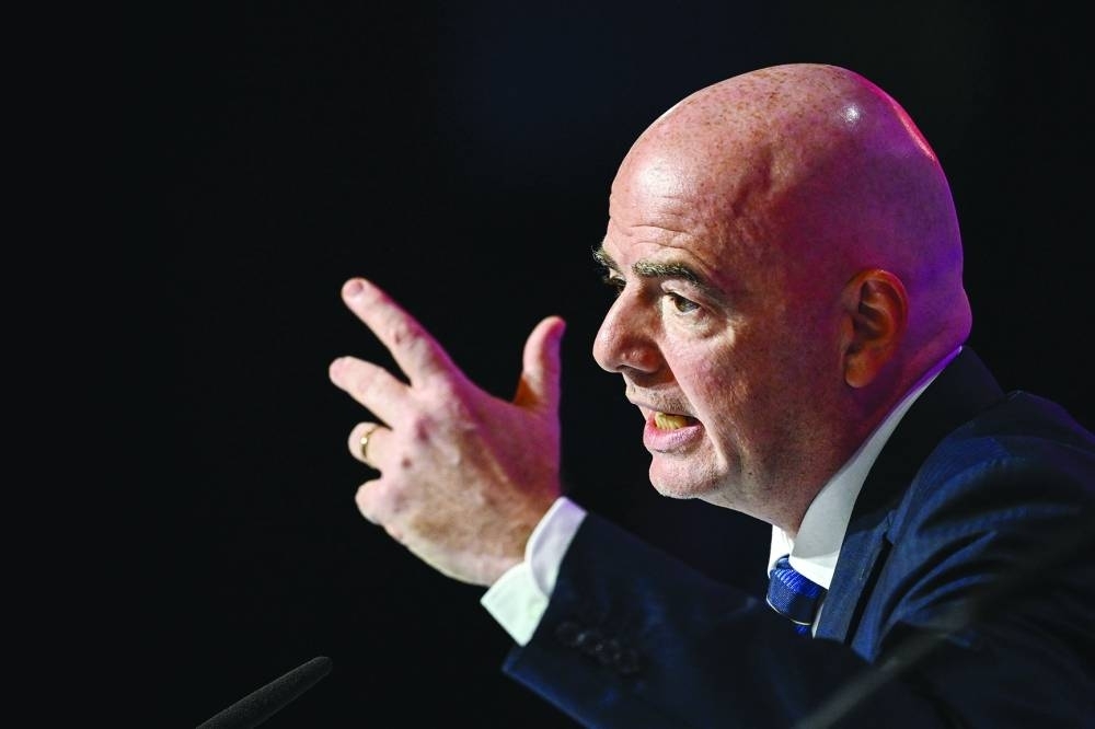 Jefe de la FIFA ataca la ‘hipocresía’ de las naciones occidentales